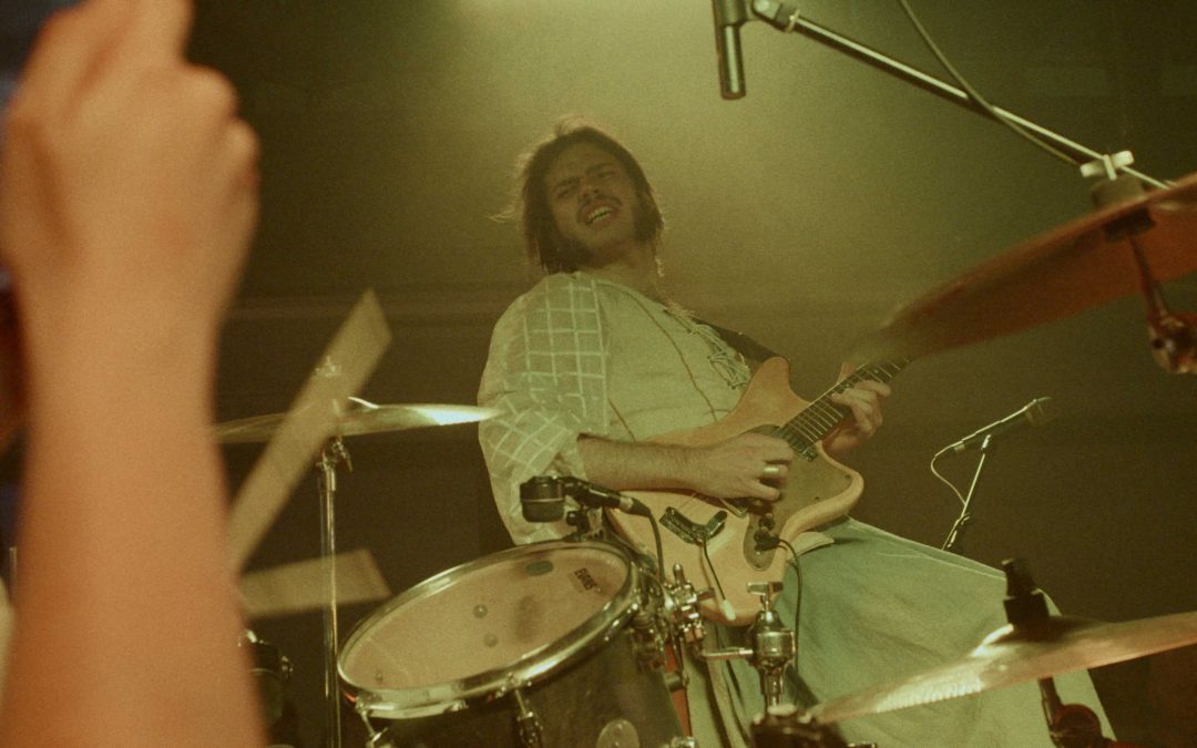 Mitsko Biće održalo koncert u Paviljonu „Cvijeta Zuzorić“: „Tamo gde nam ljubav počinje“