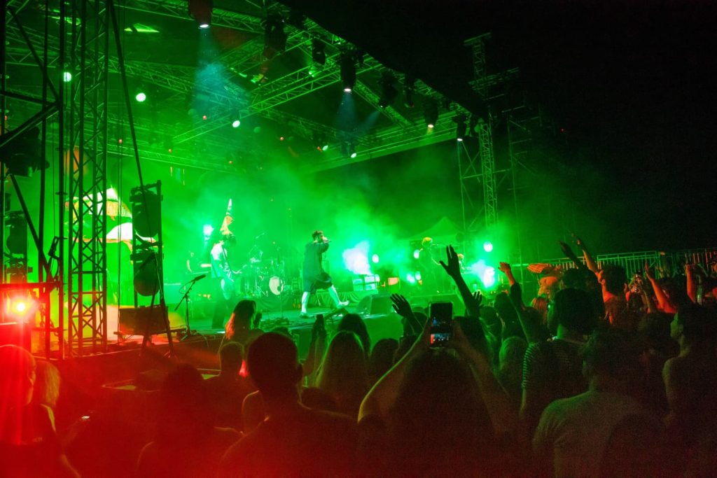 FONTAINES D.C.